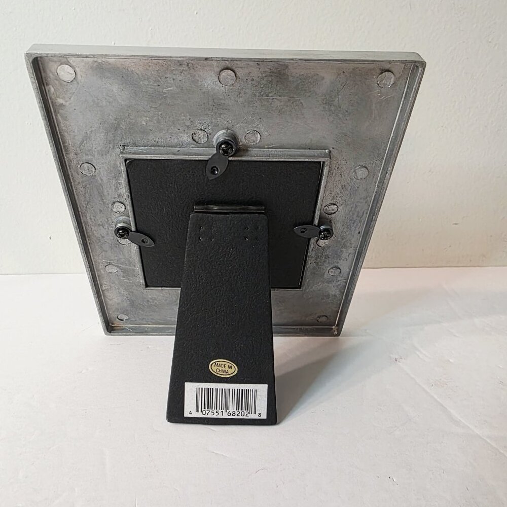 Vtg Free Standing Metal Photo Picture Frame Puppy Dog Chasing Mail Woof Woof - Picture 7 of 7